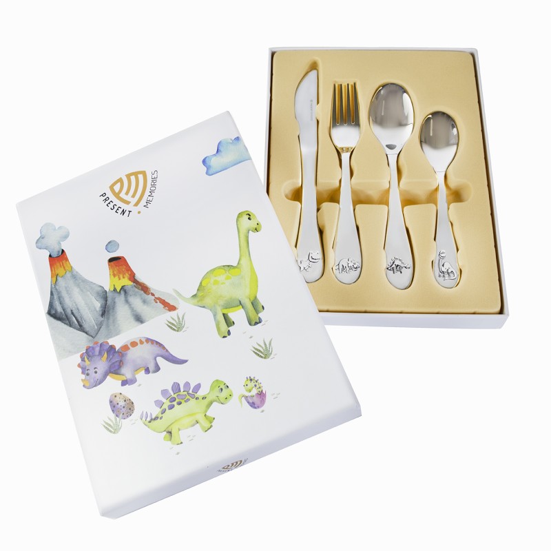 Kinderbestek Dino Present Memories - Gratis Gegraveerd